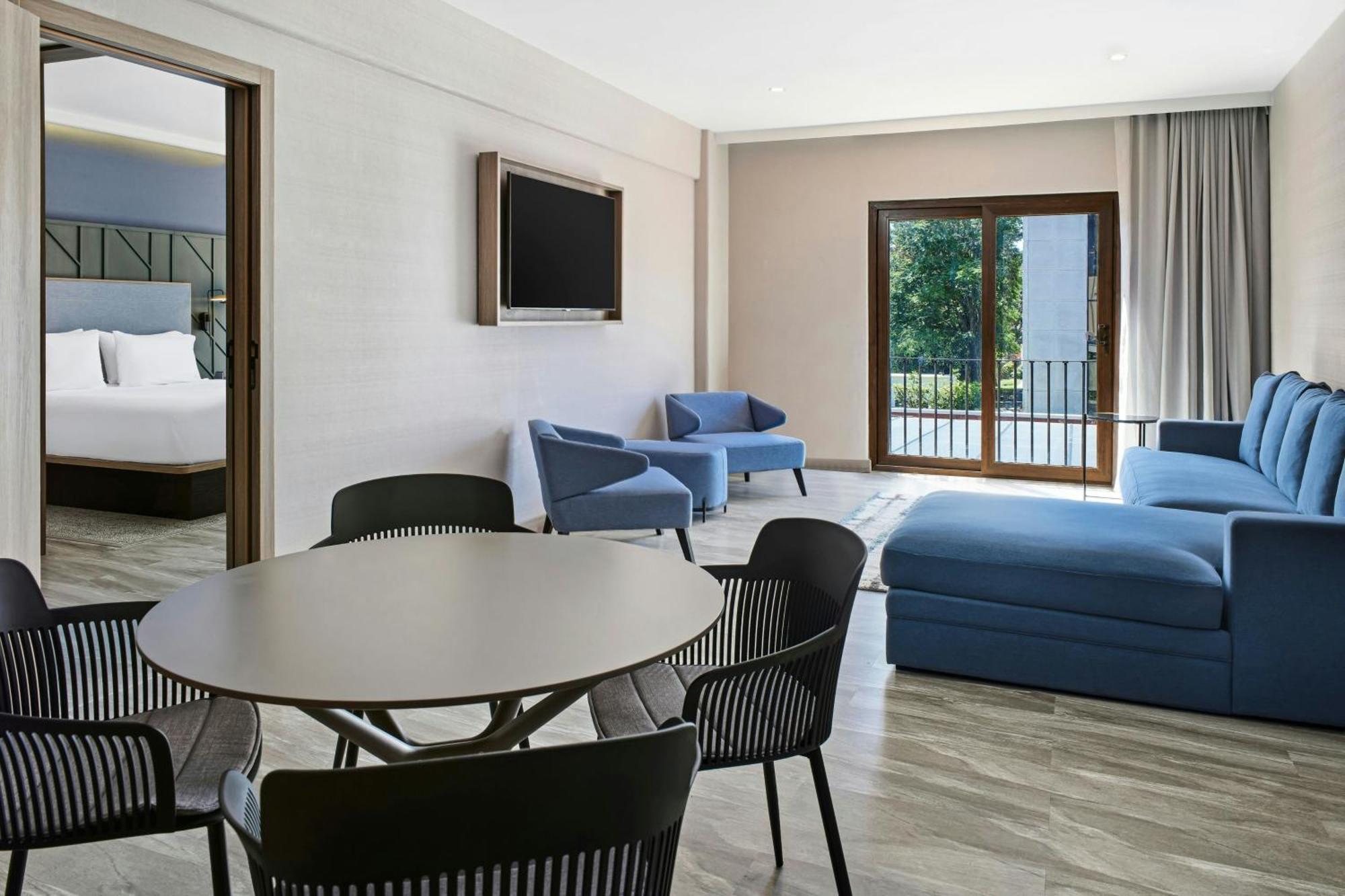 Courtyard By Marriott San Jose Escazu Hotel Exterior foto